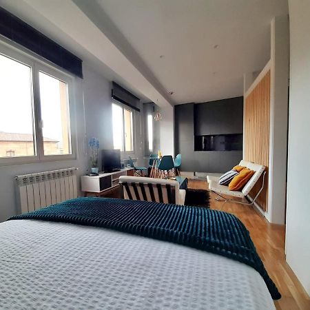 Apartamento Wamba - La Catedral โอเบียโด ภายนอก รูปภาพ