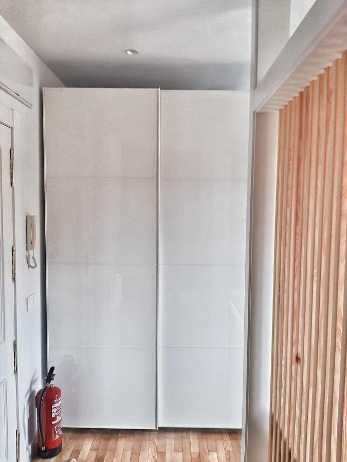 Apartamento Wamba - La Catedral โอเบียโด ภายนอก รูปภาพ